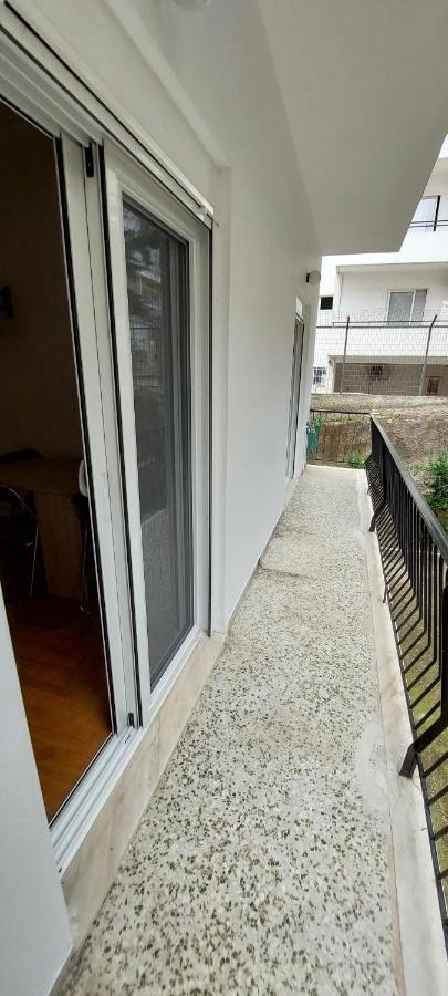 Cozy Apartment In Nea Smyrni เอเธนส์ ภายนอก รูปภาพ